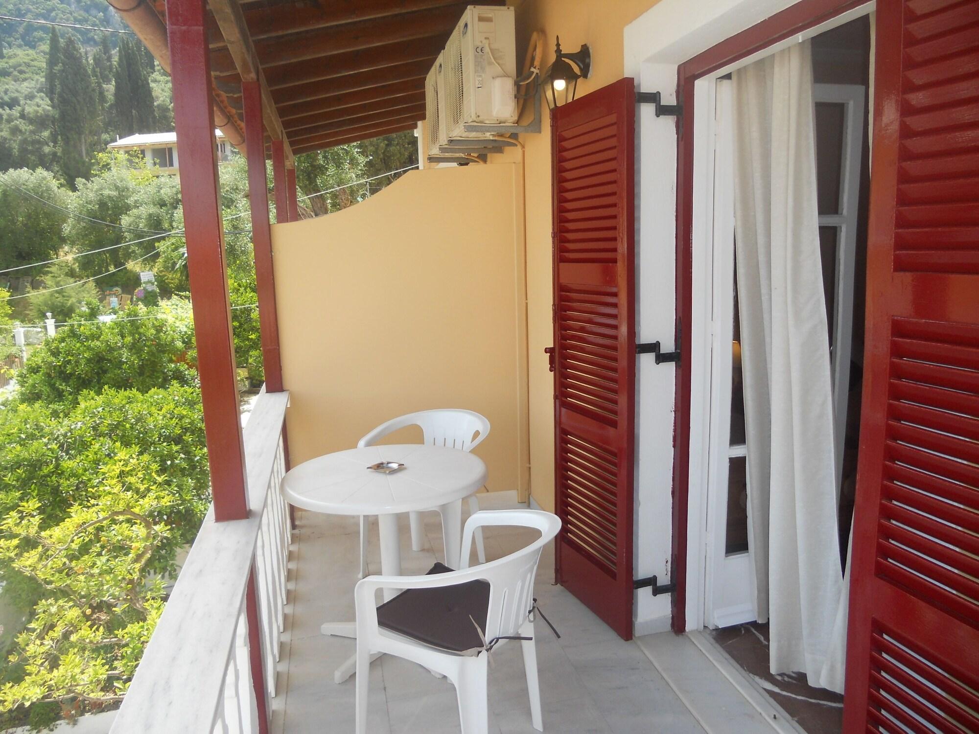 Elli Marina Studios And Apartments Benitses  Exterior photo