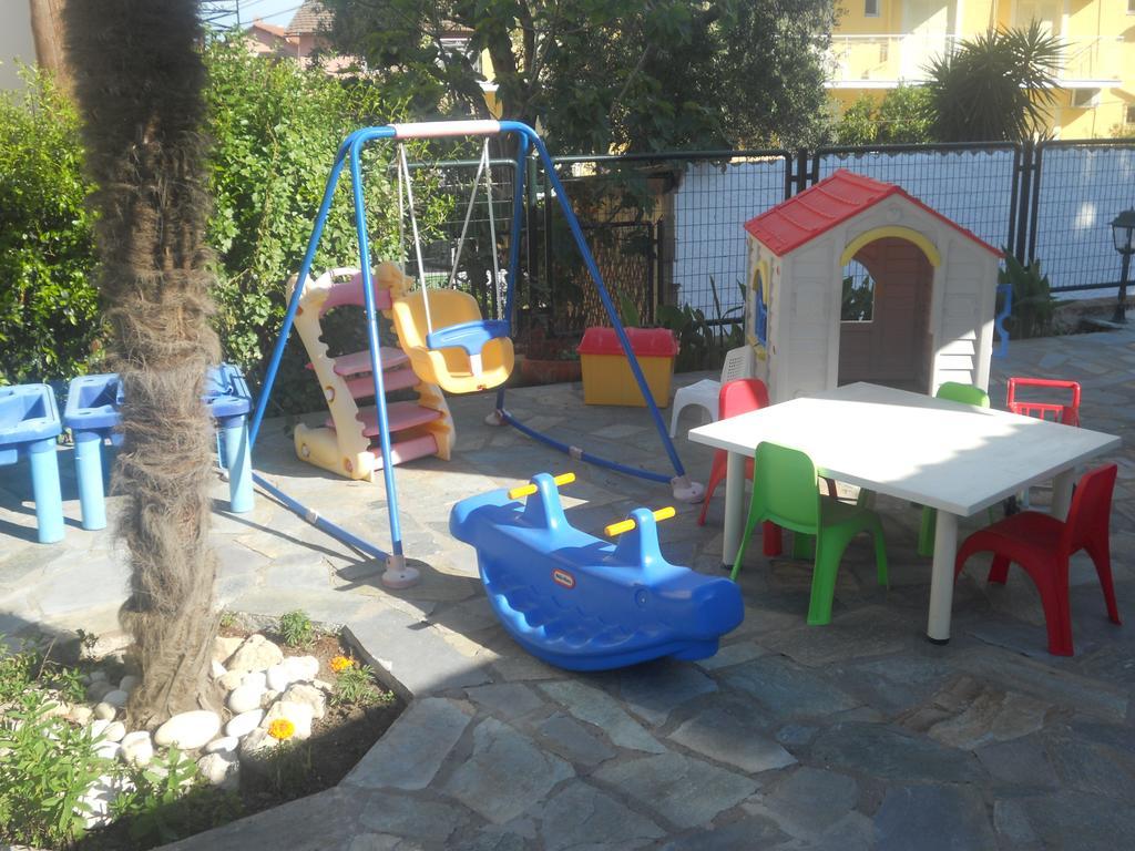 Elli Marina Studios And Apartments Benitses  Exterior photo